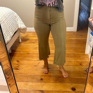 Miss love cropped pants, size large